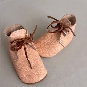 Freshly Picked leather baby moccasins